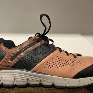 Men's Black and Tan Athletic Shoes